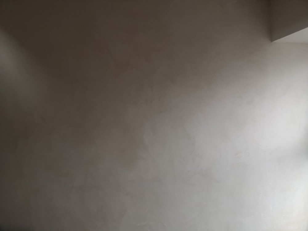 Lime plaster over hemp